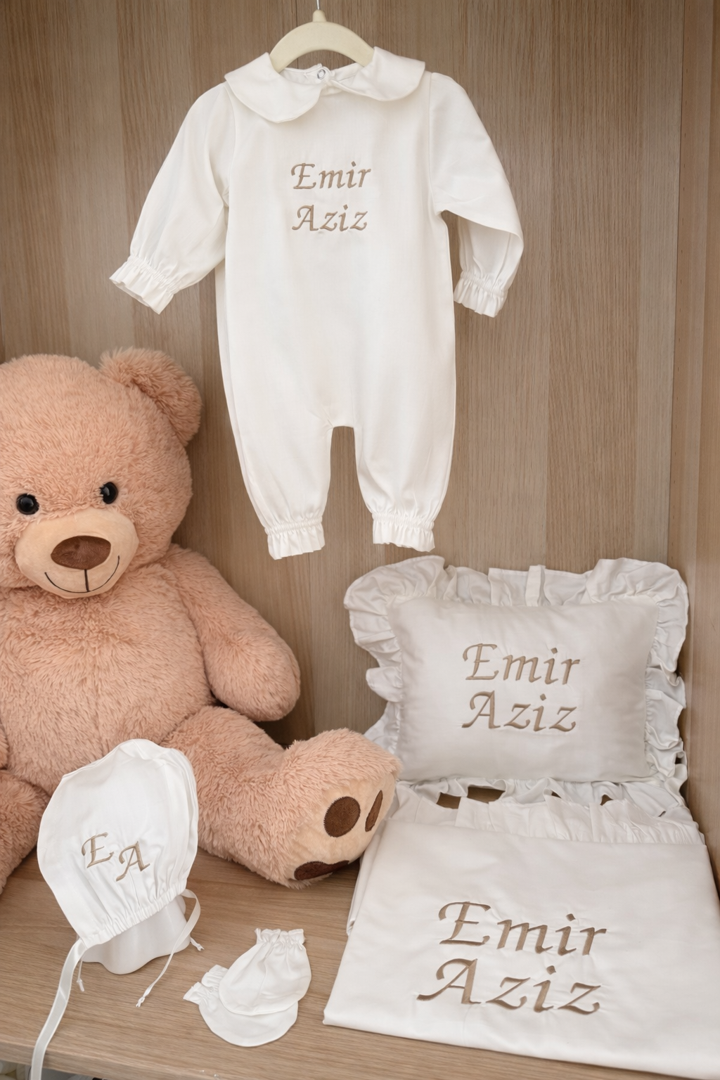 COTTON - Elegantes Babyset aus Baumwolle mit Kragen