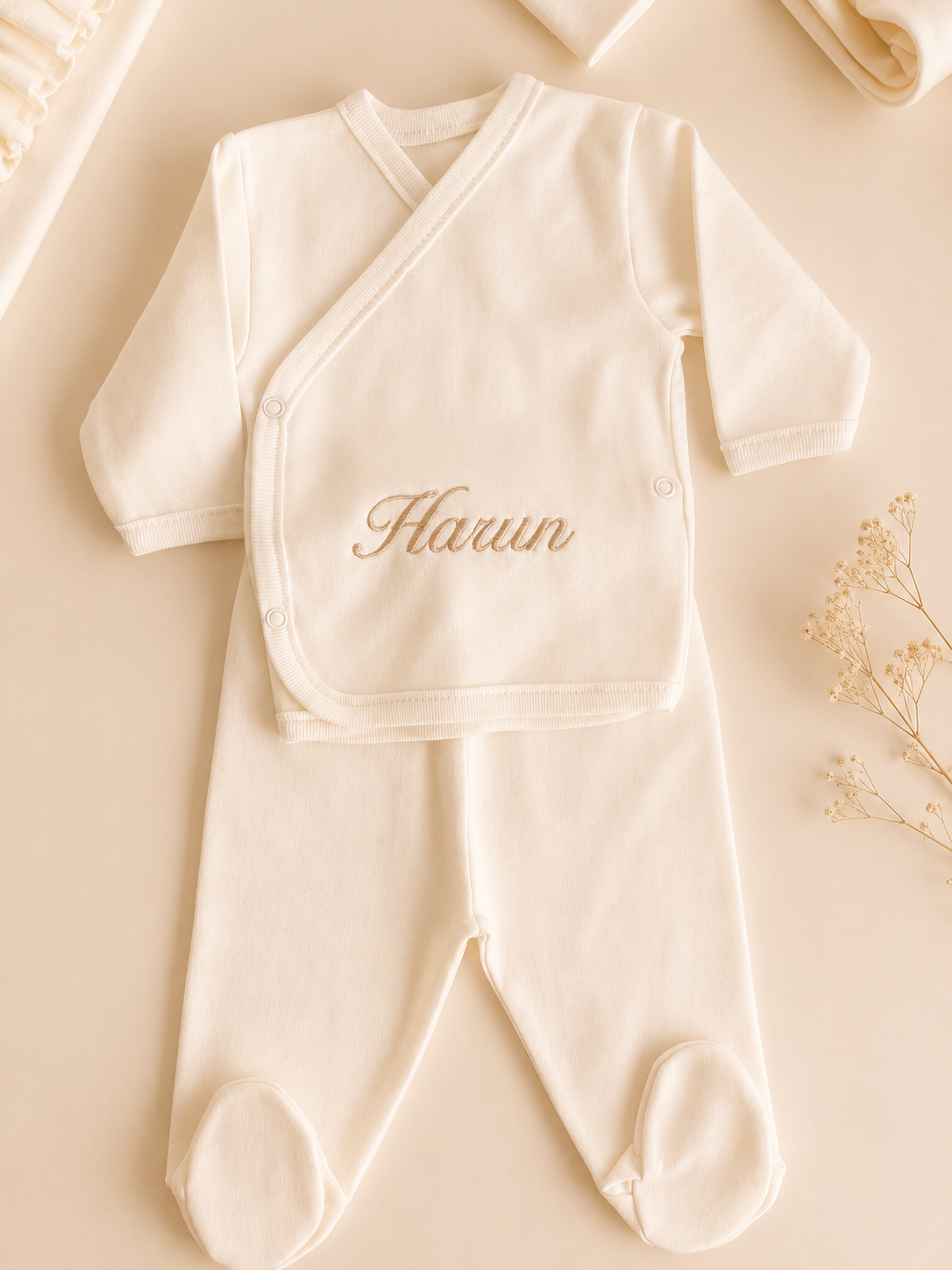 Personalisiertes Baby-Zweiteiler Set mit Wunschname 🤍