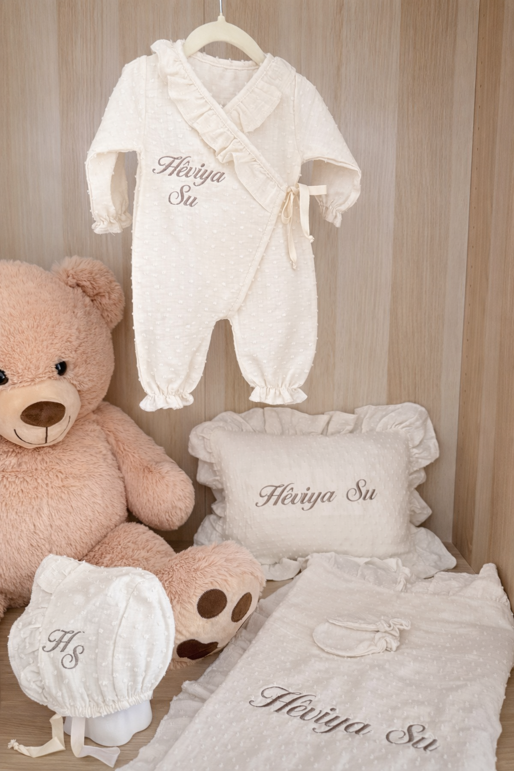 LILY - Babyset aus Musselin mit Pünktchenstruktur