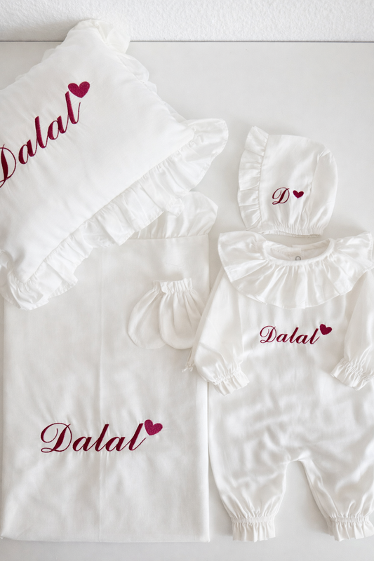 COTTON - Elegantes Babyset aus Baumwolle mit Rüschen
